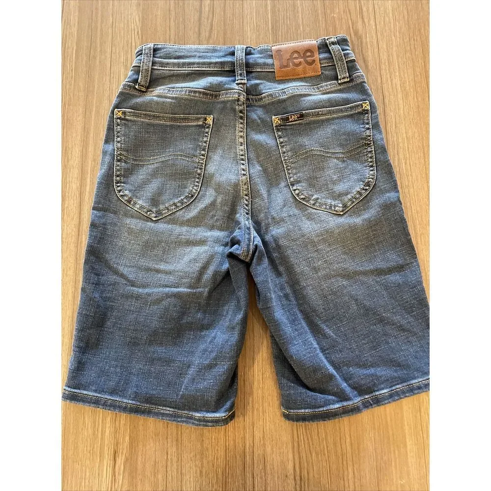Lee Shorts Womens 25‎ Bermuda Denim Jean Medium Blue Wash 100% Cotton Made n USA